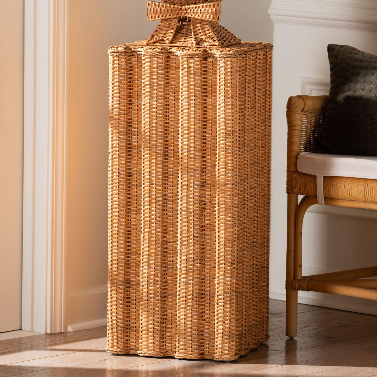 Chie Natural Rattan Pedestal with Scalloped Edge Detail, Light Honey