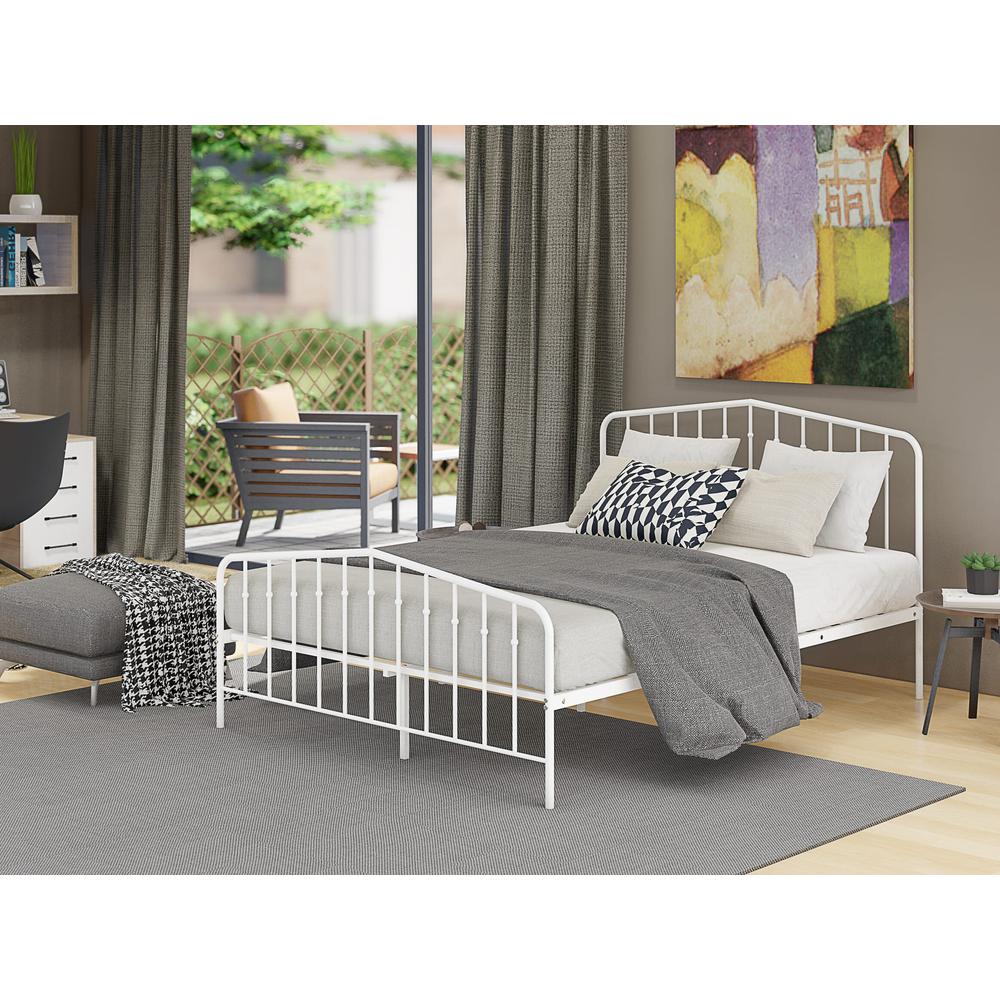 Toru Kemah Collection Queen Size White Metal Bed Frame  Sleek Platform Style with Powder-Coated Finish
