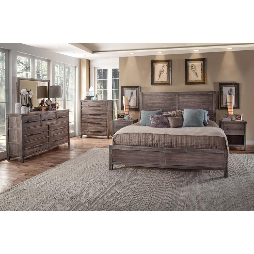 Trotter Aurora King Weathered Grey Wood Panel Bed – Rustic Style