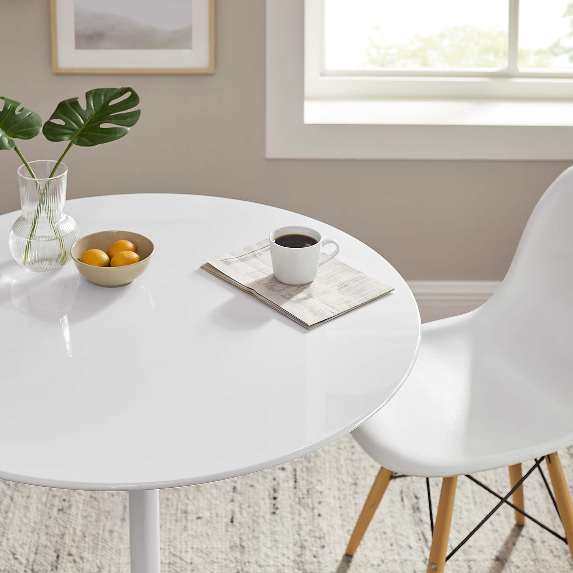 Lippa 36" Round Wood Dining Table, White