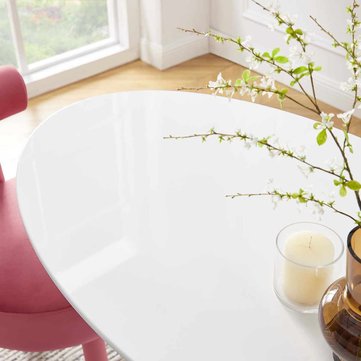 Lippa 48" Oval Wood Dining Table, White