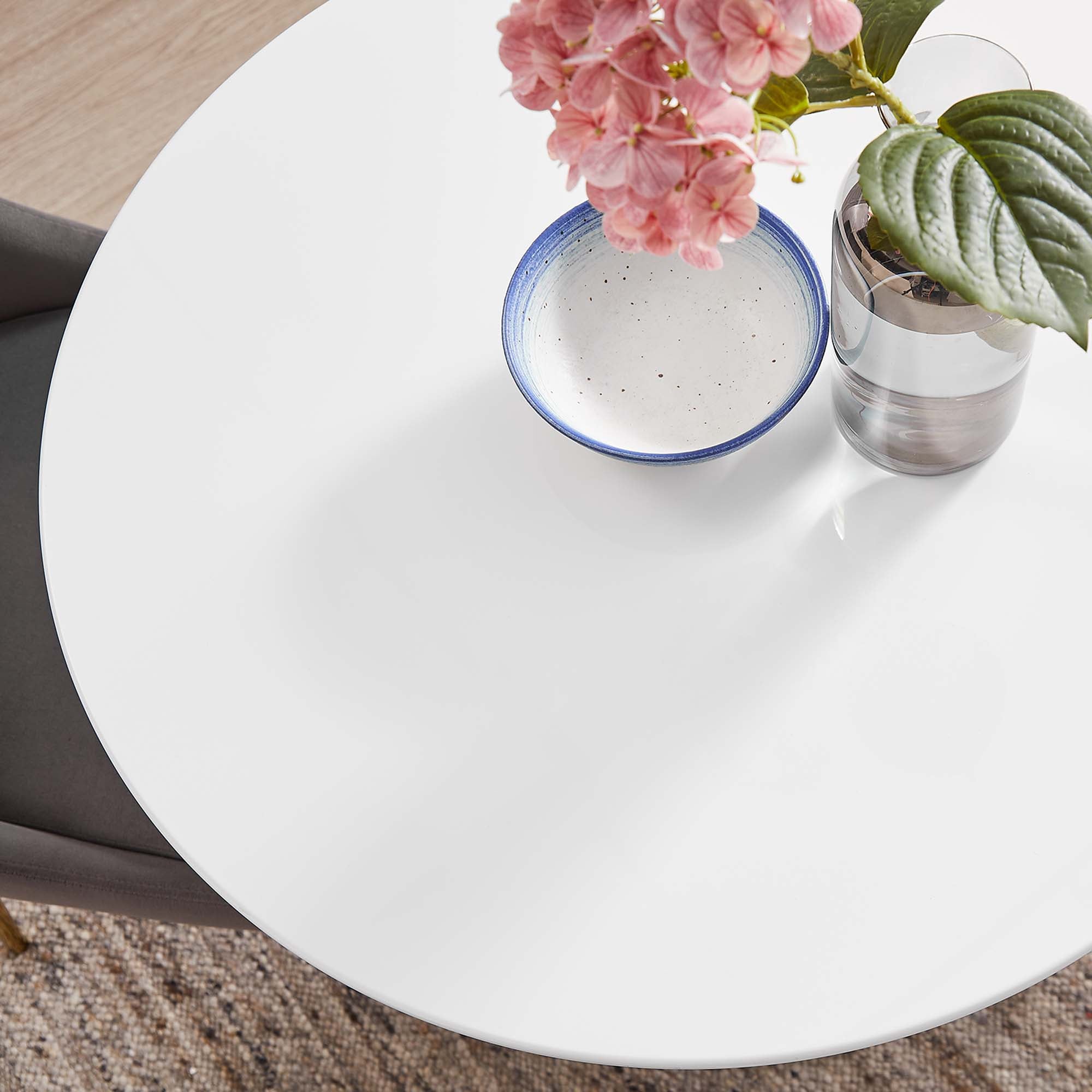 Lippa 28" Round Wood Dining Table, Gold White
