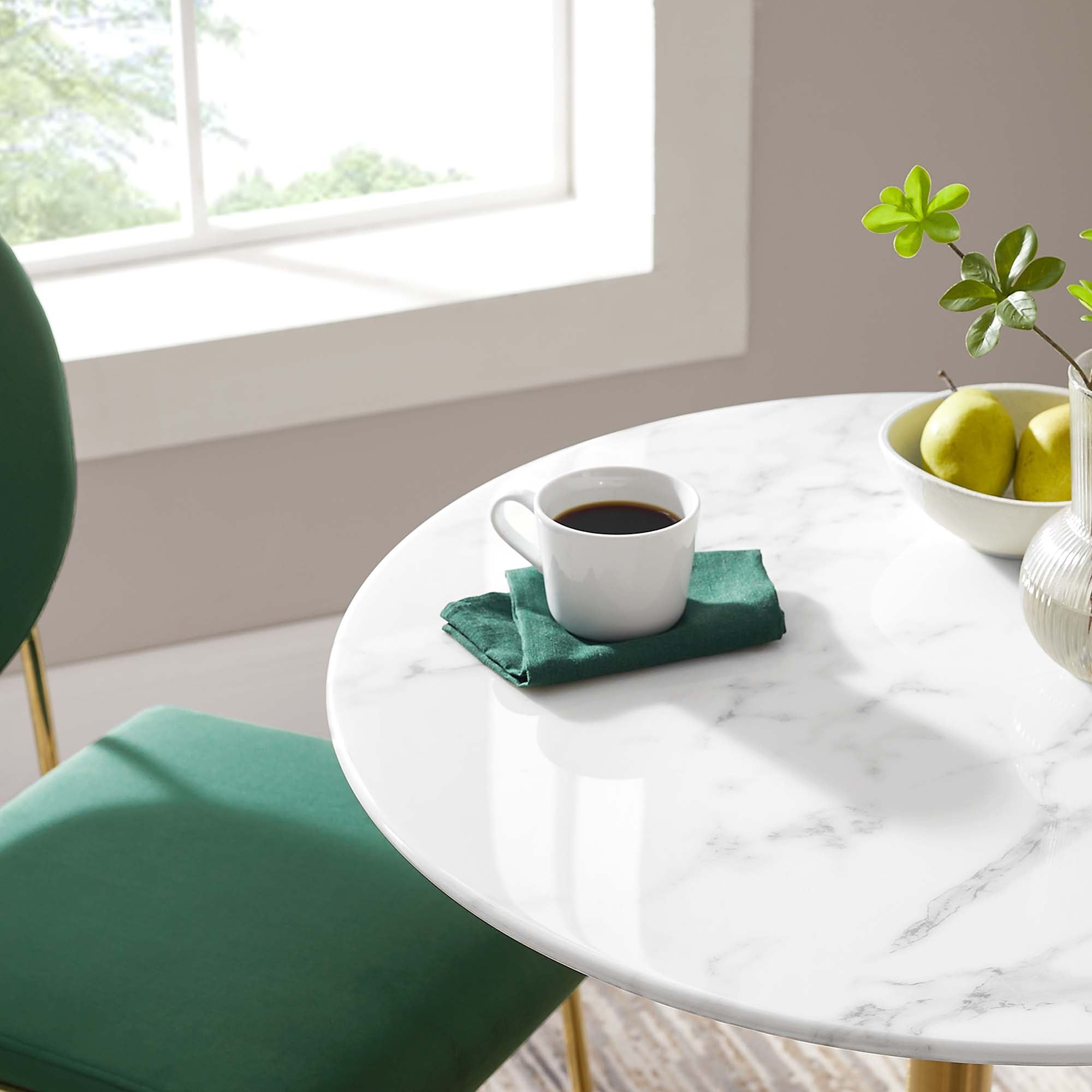 Lippa 28" Round Faux Marble Dining Table, Gold White