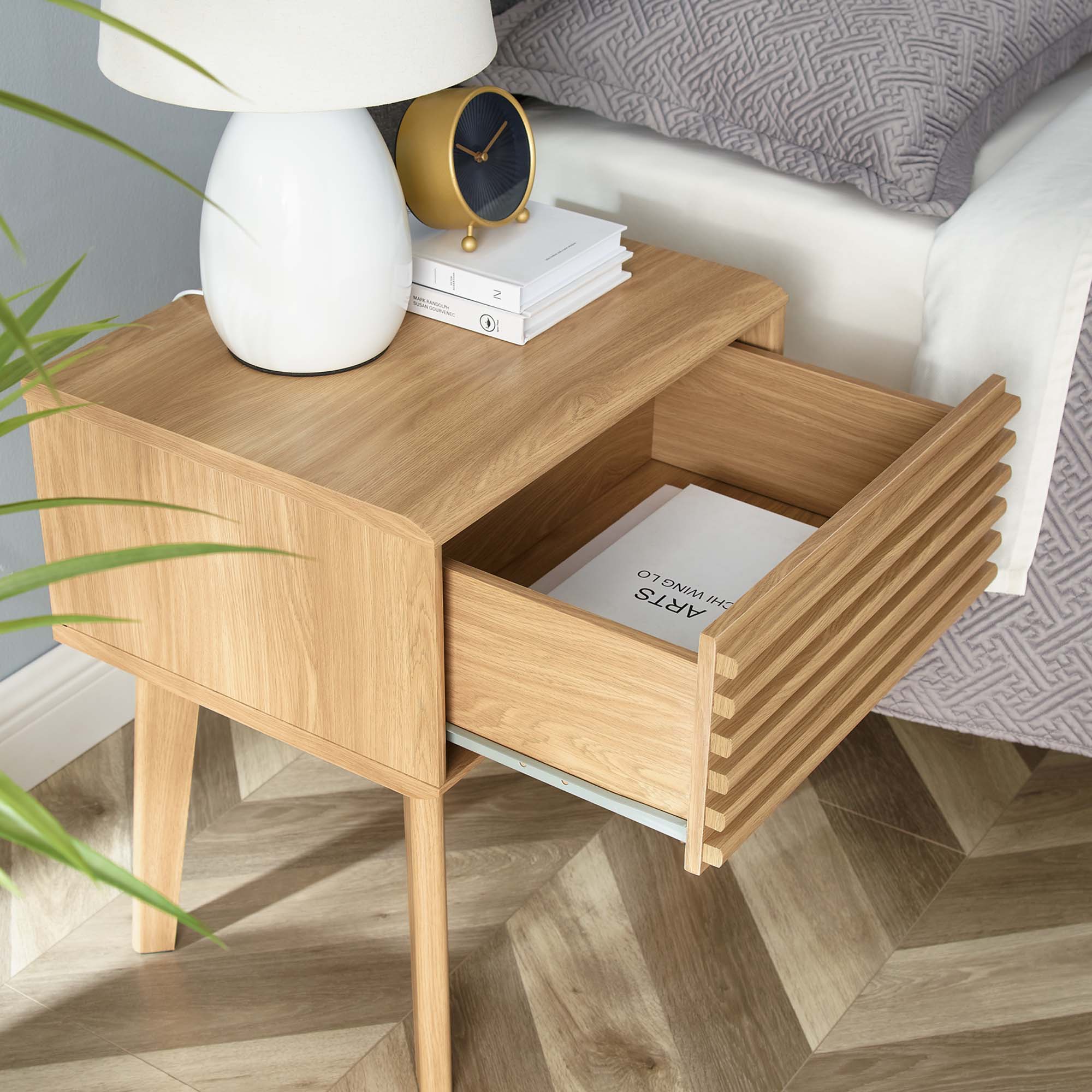 Render End Table, Oak