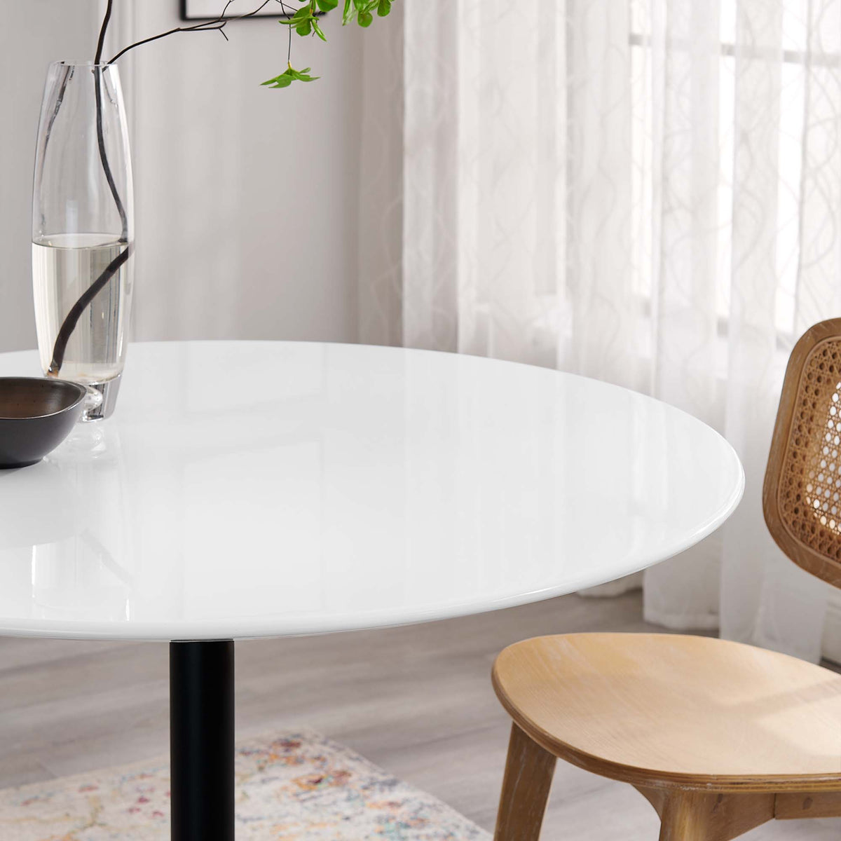 Lippa 40" Round Wood Dining Table, Black White