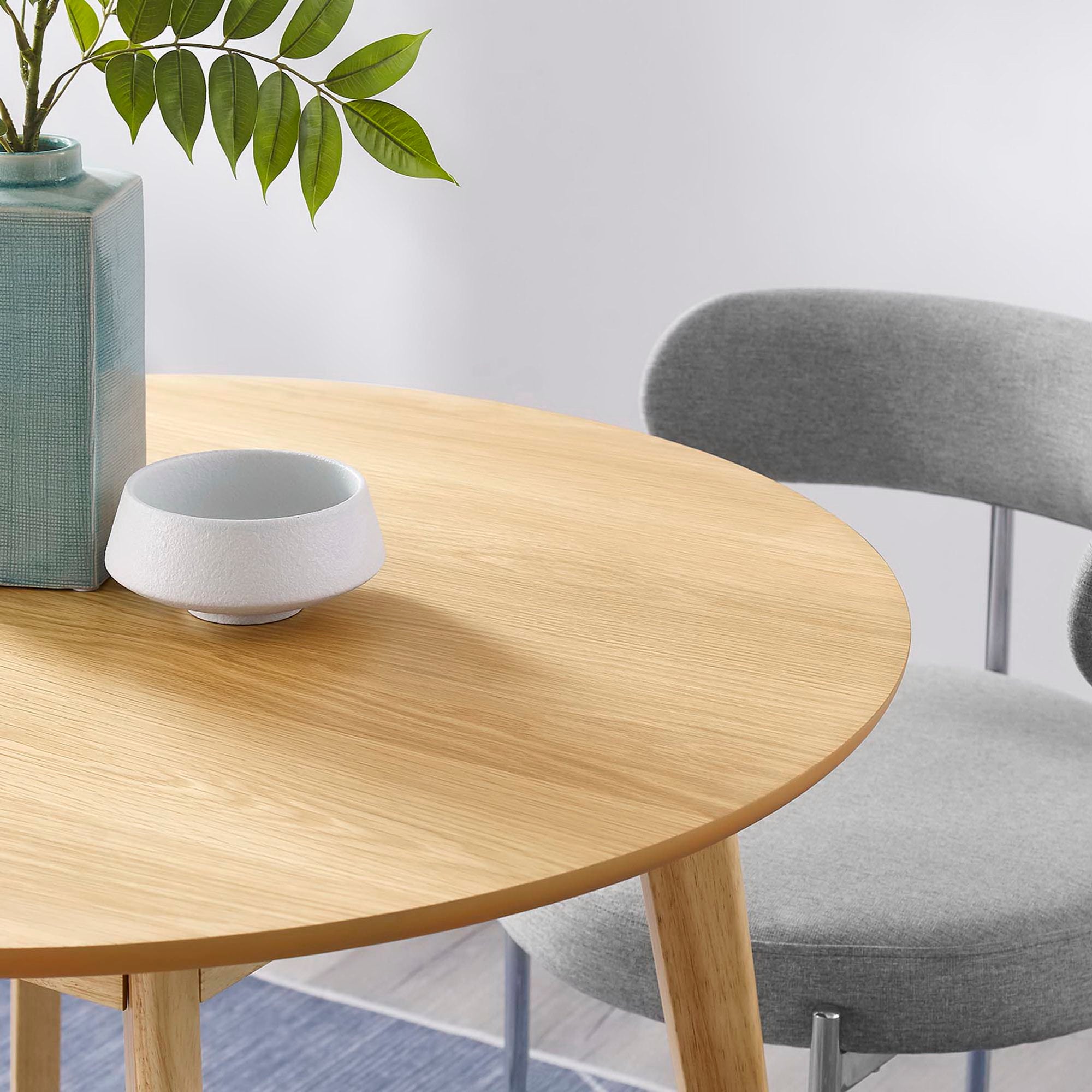 Vision 35" Round Dining Table, Oak