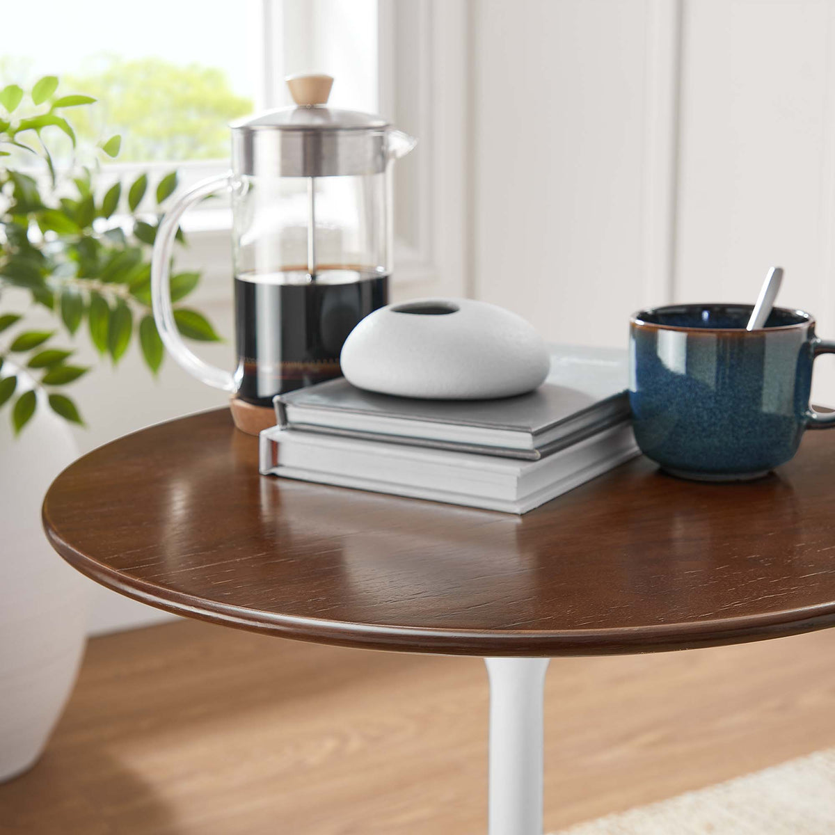 Lippa 20" Round Wood Side Table, White Walnut