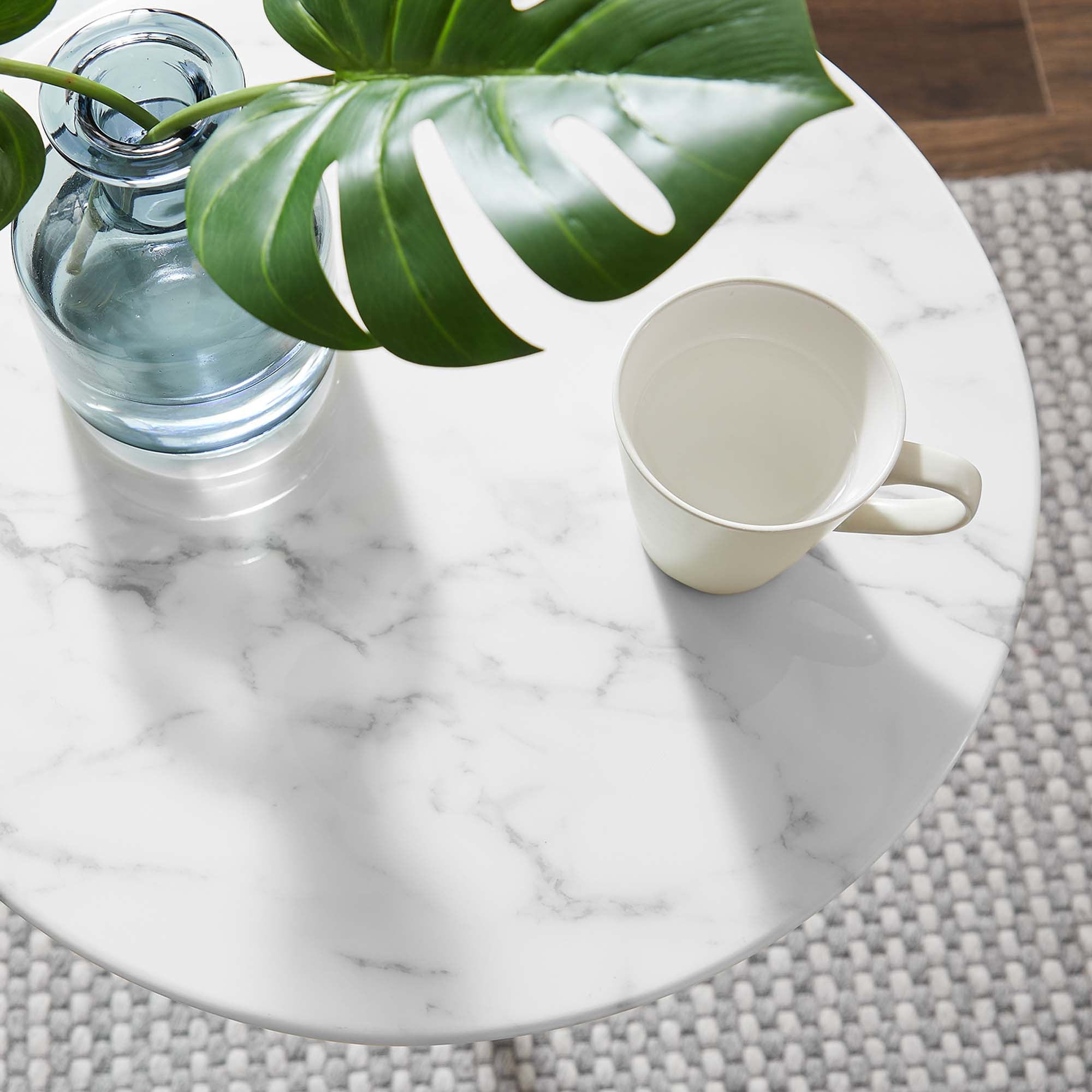 Lippa 20" Round Faux Marble Side Table, Gold White