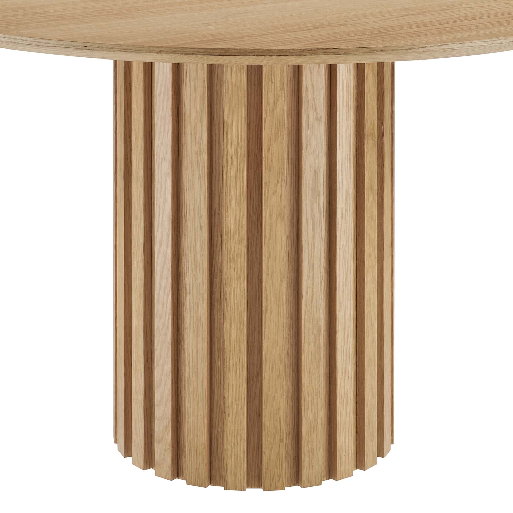 Senja 47" Round Dining Table, Oak