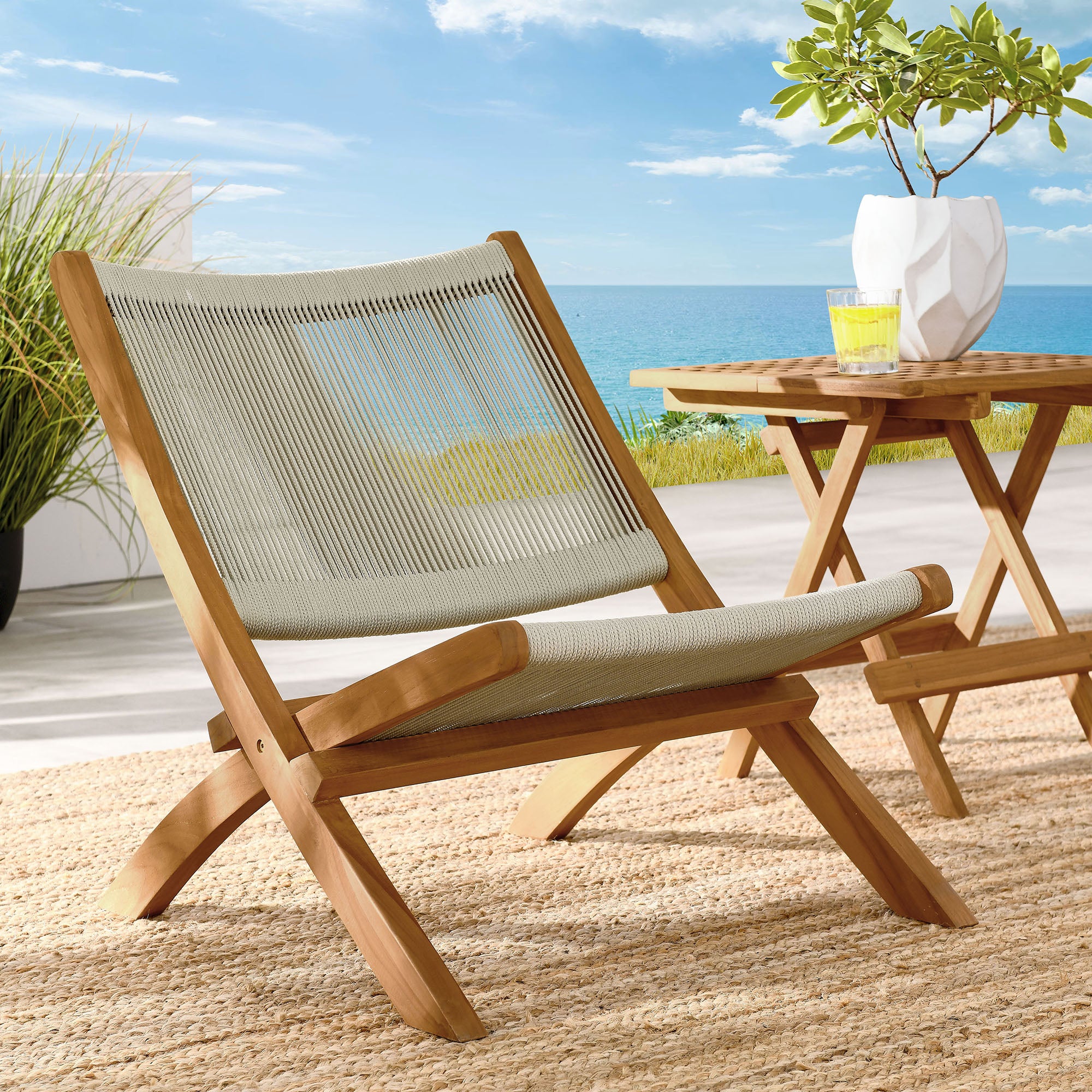 Vienna Outdoor Patio Teak and Rope Folding Accent Lounge Chair, Natural Natural