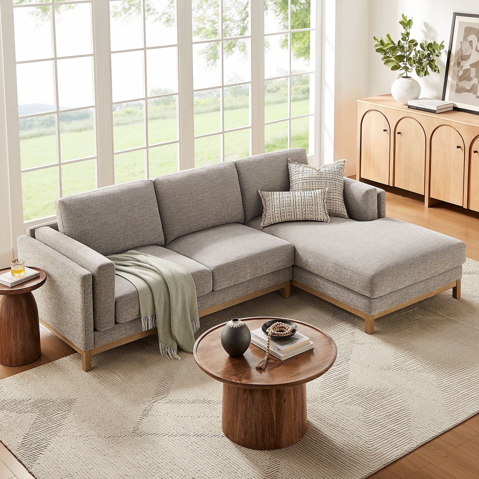 Roscoe Right-Facing Fabric Sectional Sofa with Chaise, Pewter