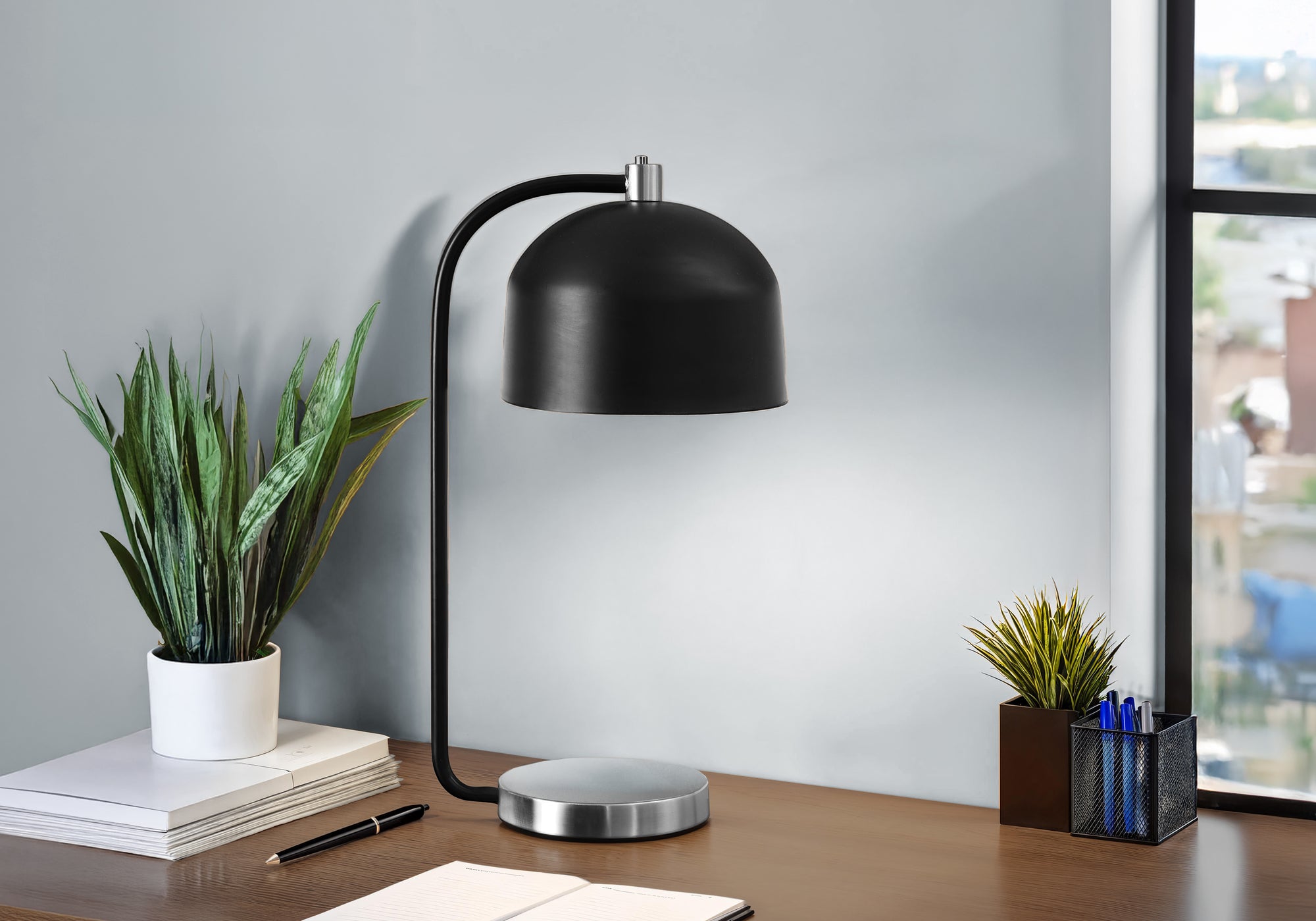 Braylin - Lighting 18"H Table Lamp Black Metal Silver Metal Contemporary