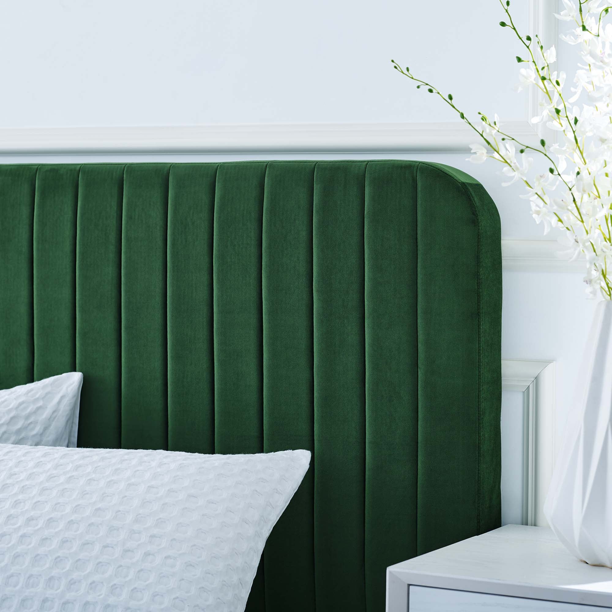 Celine Channel Tufted Performance Velvet King Platform Bed, Emerald