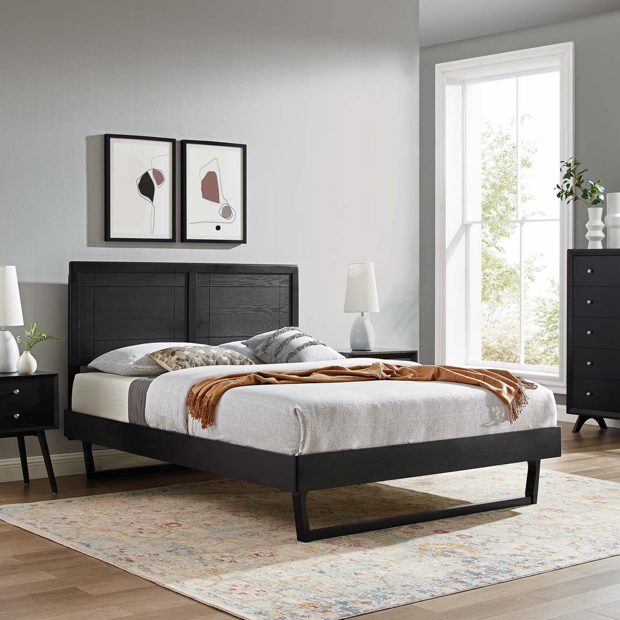 Marlee Black Full Wood Platform Bed With Angular Frame