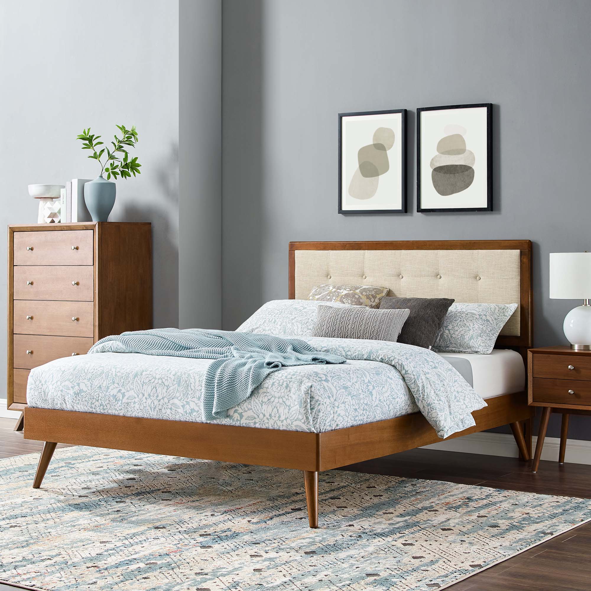 Willow Walnut Beige King Wood Platform Bed With Splayed Legs