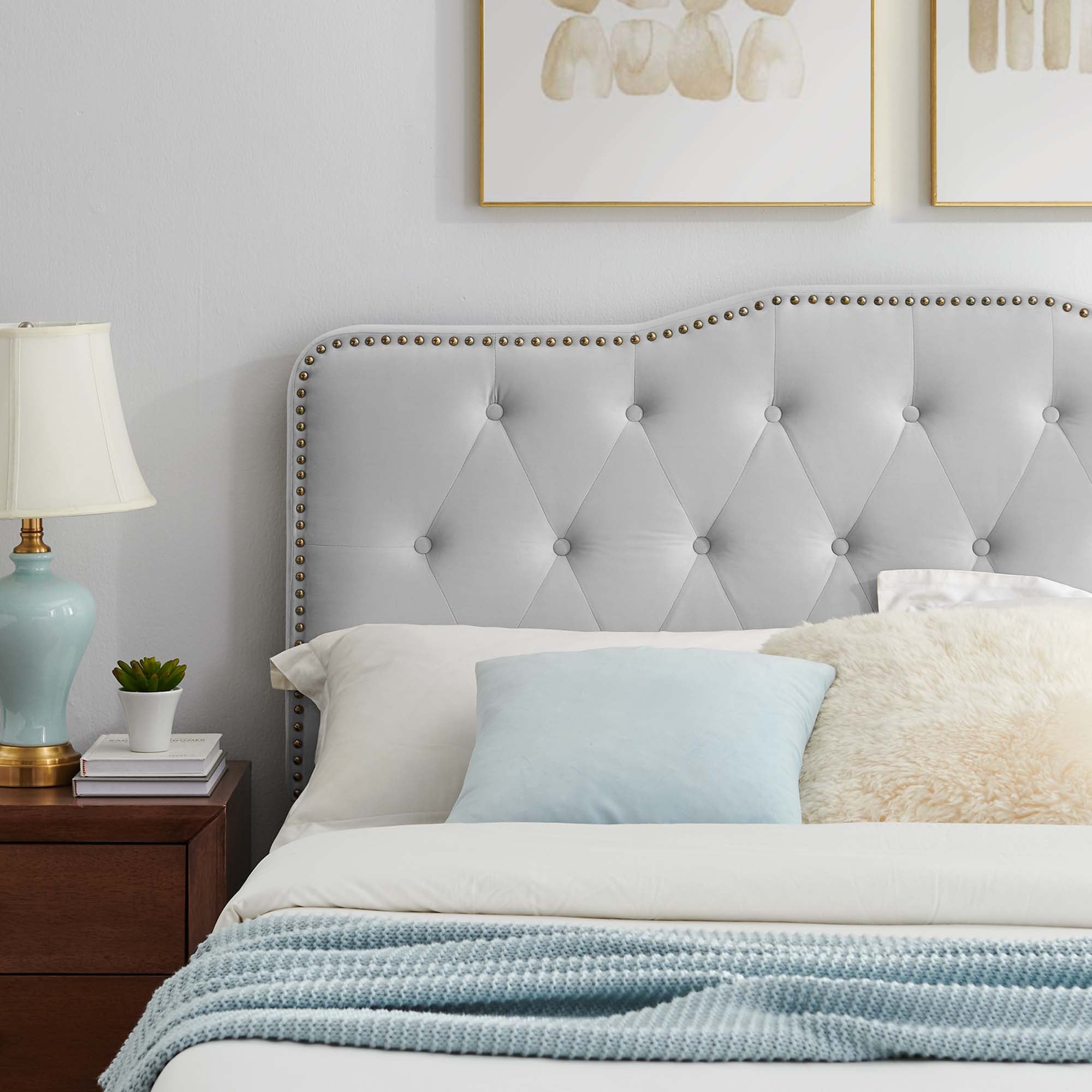 Elias Light Grey Twin Platform Bed Performance Velvet – Stain-Resistant Tufted Headboard