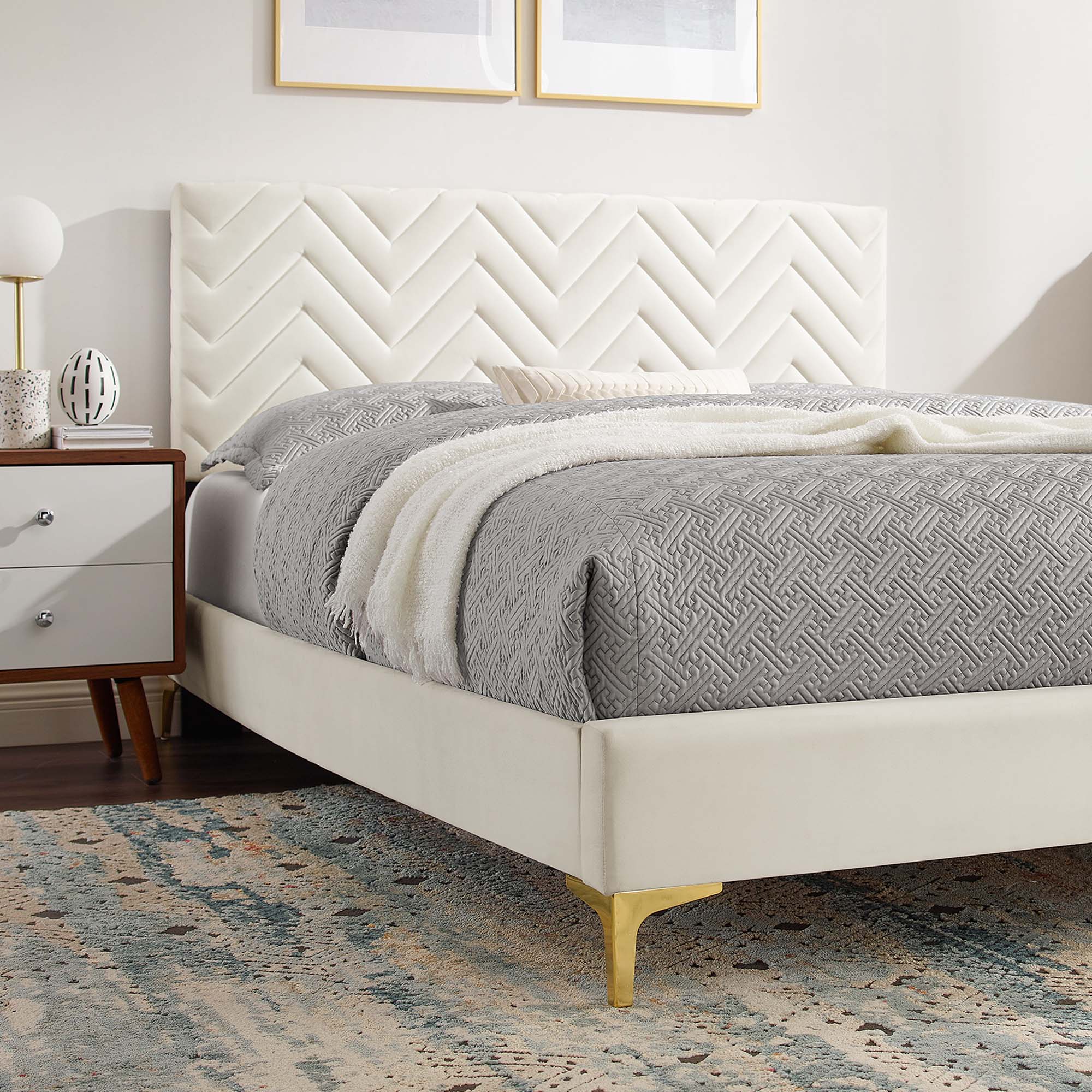 Leah White Chevron Tufted Performance Velvet Full Platform Bed