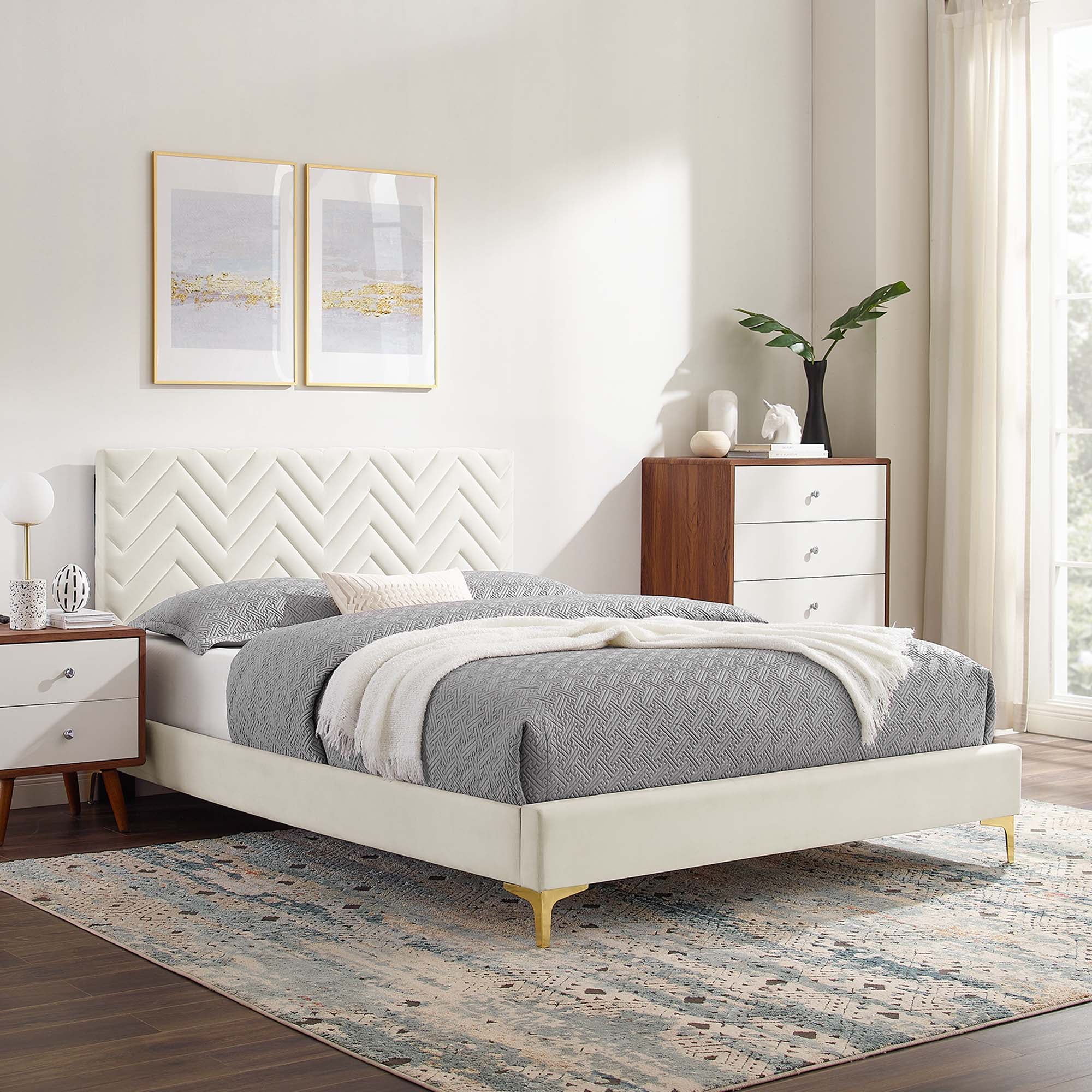 Leah White Chevron Tufted Performance Velvet Full Platform Bed