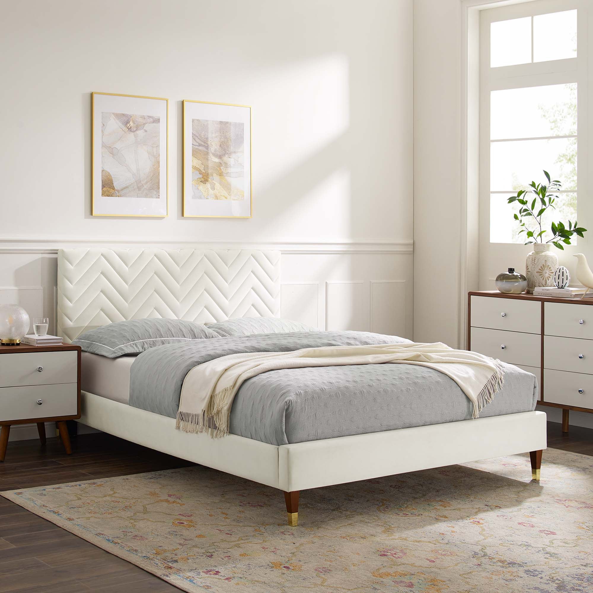 Leah White Chevron Tufted Performance Velvet Full Platform Bed