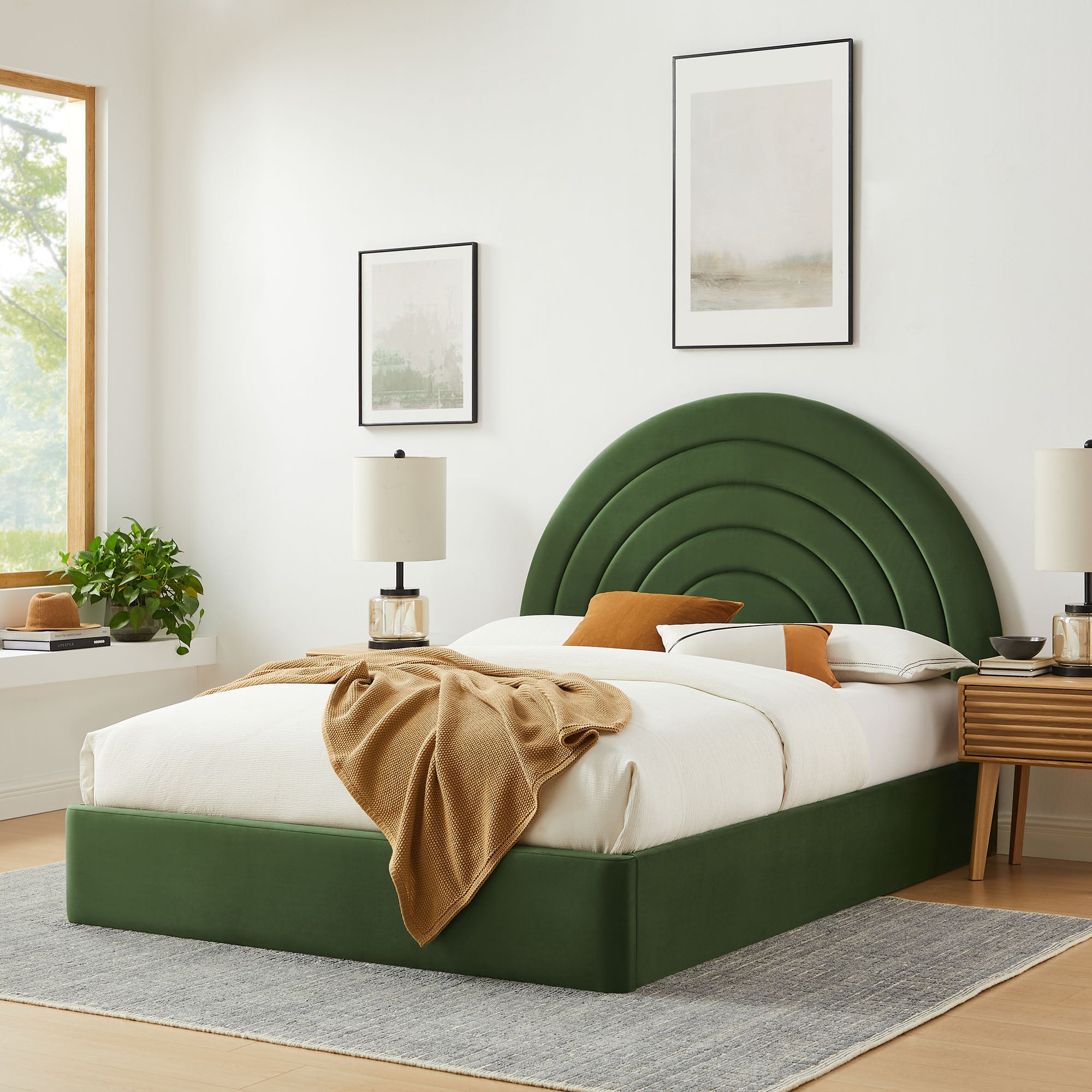 Solana Arched Performance Velvet Queen Platform Bed, Moss Green
