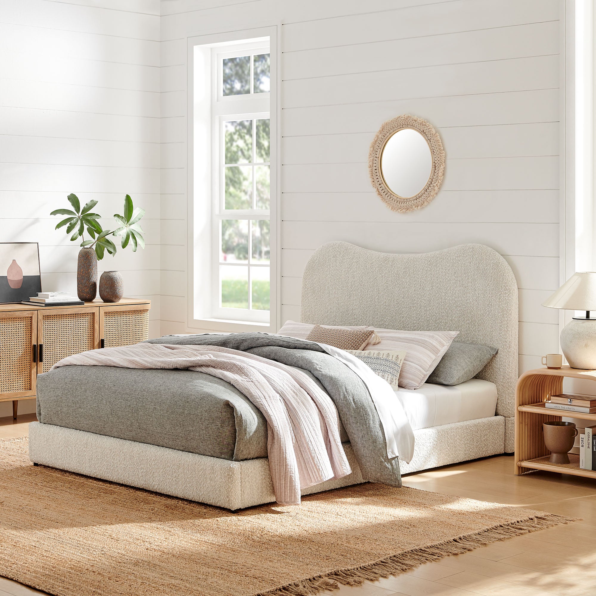 Seluna Boucle Queen Platform Bed, Pearl