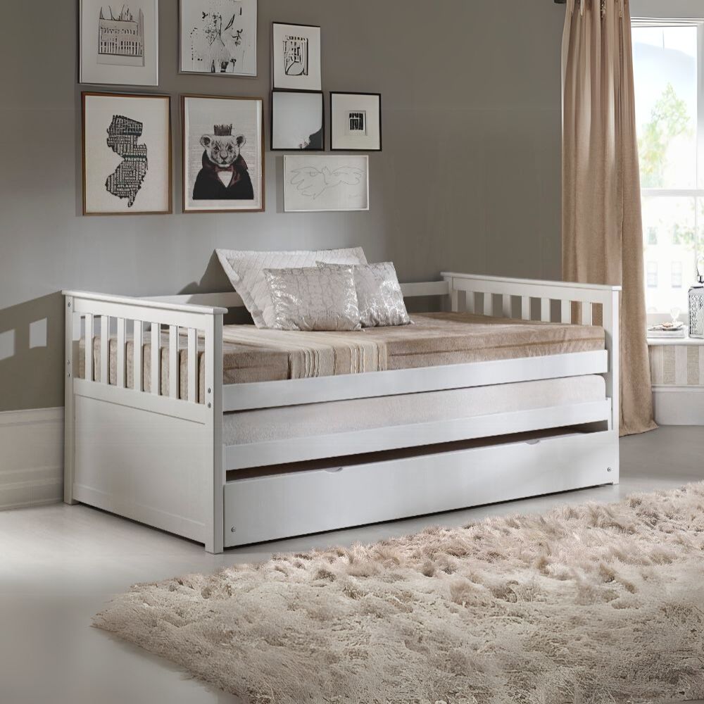 Lala Cominia Twin White Wood Daybed  Transitional Style with Slatted Frame