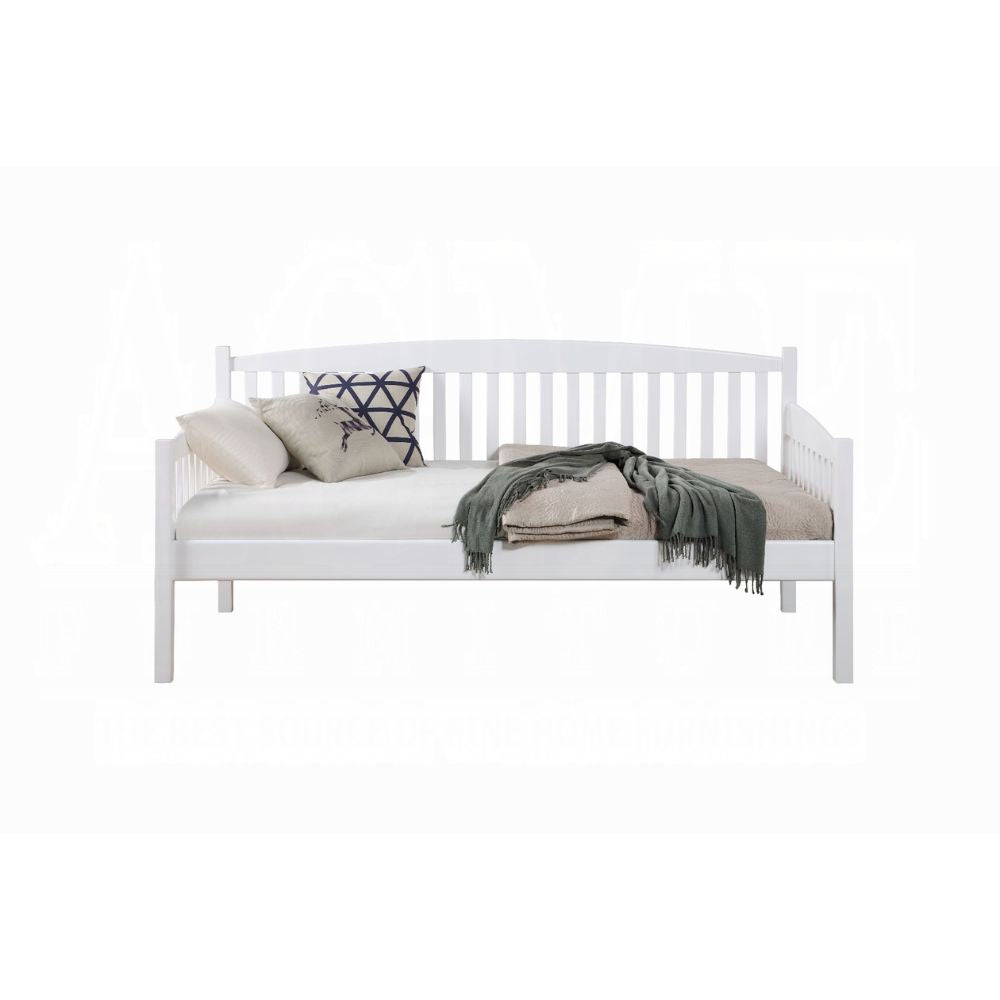 Caryn Wooden Teenager Daybed (Twin)