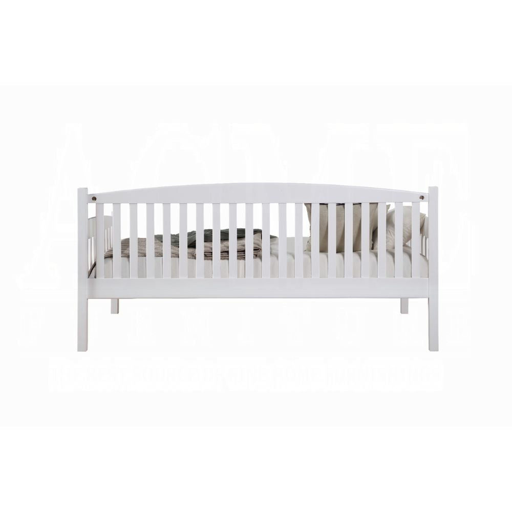 Caryn Wooden Teenager Daybed (Twin)