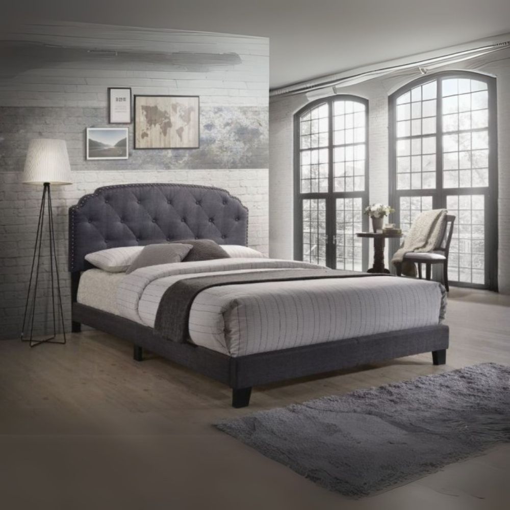 Tradilla Queen Bed, Gray Fabric