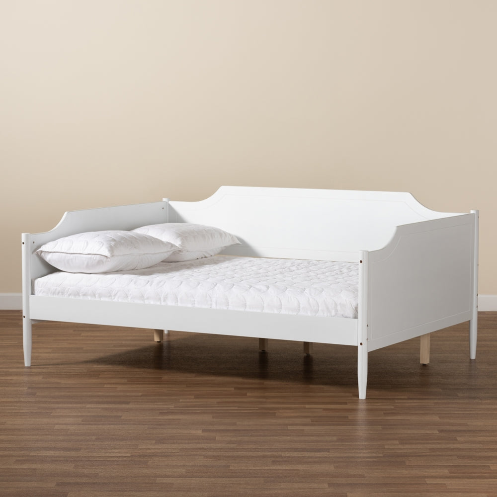 Alya Classic Traditional Farmhouse White Finished Wood Full Size Daybed